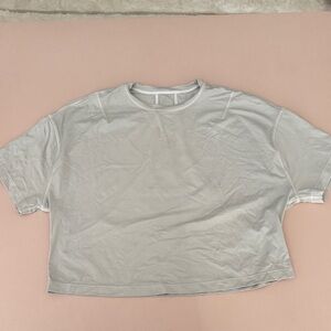 Lululemon Women’s Cropped T Shirt